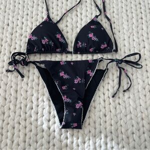 BLACK FLORAL BIKINI SIZE SMALL BRAND NEW